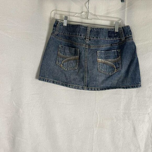 EUC Urban Outfitters Hint Micro Mini Blue Denim Y2K Skirt size 9 - Picture 1 of 7